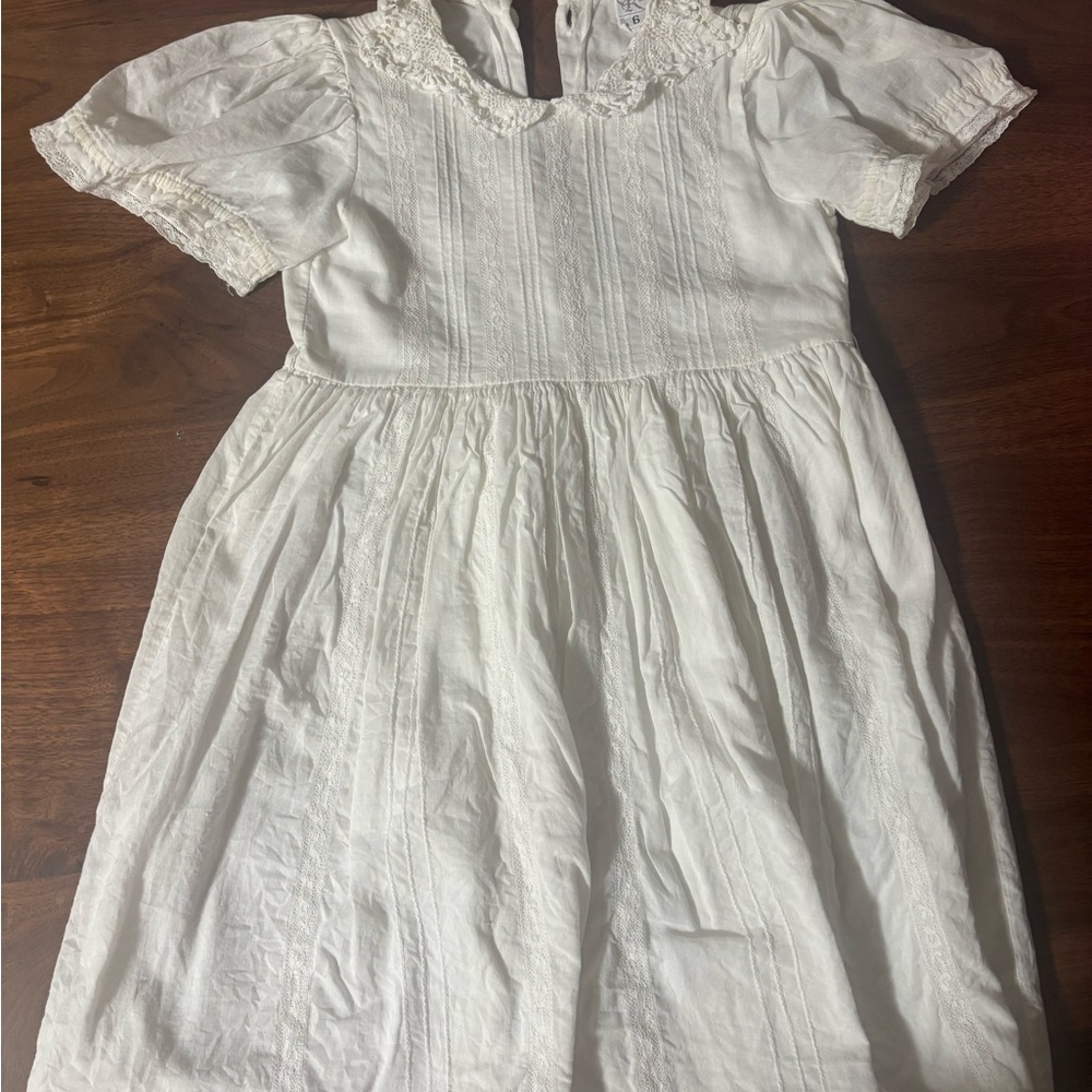 Size 6 White Girls' Vintage smocked heirloom 100% Cotton Dress